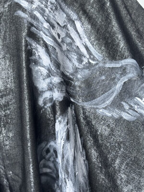 Hand-Painted Winged Gaze Abaya - Image 3