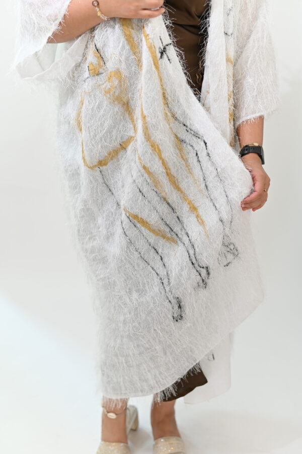 Hand-Painted Jour et Nuit Kimono - Image 5